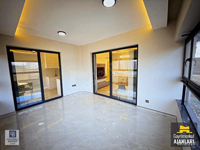 BATIŞEHİRDE HAVUZLU SİTEDE LÜKS ARA KAT SIFIR 4+1 SATILIK DAİRE - Görsel 14