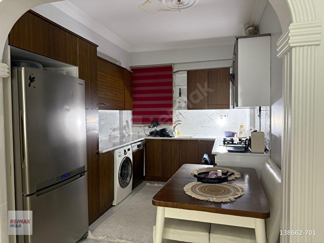 Remax Mülkden İlkadım Çiftlik Cad. Satılık 3+1 Daire - Görsel 12