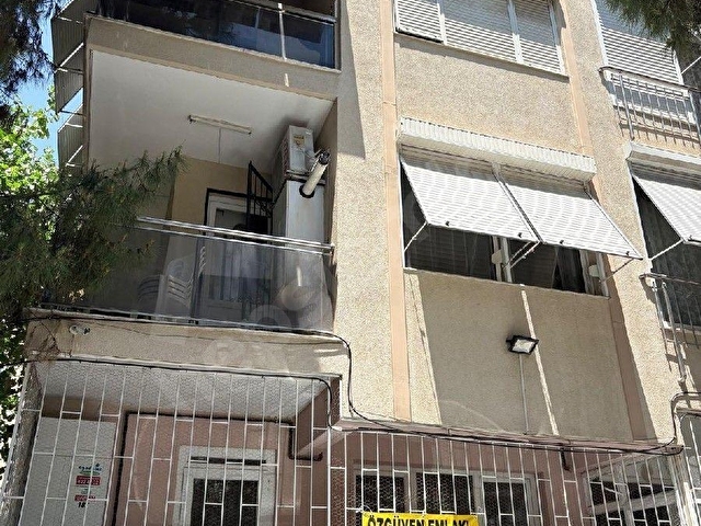Bornova BÜYÜKPARK yeşil sokakta 2+1 Güvenlikli daire - Görsel 26