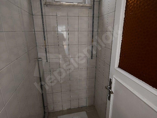 ÜSKÜDARDA BOĞAZ MANZARALI 3+1/130 METREKARE KİRALIK DAİRE - Görsel 25