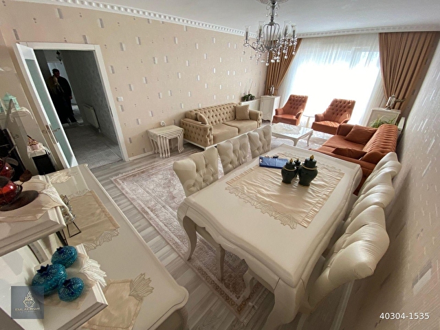 CADDE YAKINI KATTA 3+1 ÖN CEPHE FULL YAPILI 2 BALKON FERAH DAİRE - Görsel 11