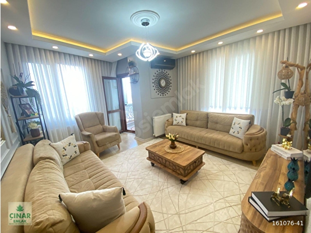 ÇEKMEKÖY SULTANÇİFTLİĞİNDE SATILIK 2+1 İSKANLI,OTOPARKLI DAİRE - Görsel 2