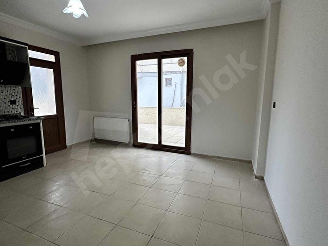 EVA GAYRİMENKUL DEN ATATÜRK CADDESİNDE SATILIK DAİRE - Görsel 8