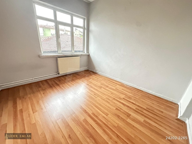 LİDER EMLAKTAN MALAZGİRT CADDESİ ÜZERİNDE 3+1 KİRALIK DAİRE - Görsel 12