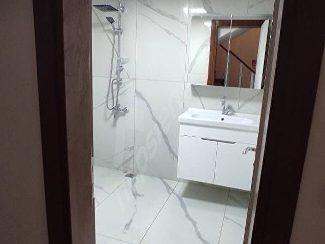 Madran Dağı Manzaralı, 160 m² , İskanlı & İki Katlı Müstakil Modern Yaşam Evi - Görsel 11