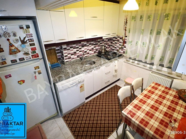 Bandırma Çarşı Merkezde Eşyalı Kiralık 2+1 Ara Kat Daire Bayraktar Emlaktan - Görsel 2