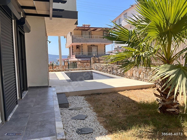 Akbükte Full Deniz Manzaralı ve Eşyalı 3+1 Kiralık Villa - Görsel 23