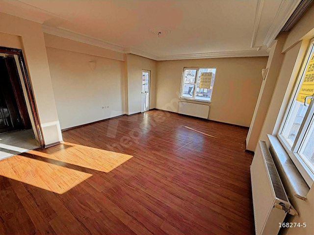 BİRLİK EMLAKTAN CADDE ÜZERİ 3+1 135m² GENİŞ FERAH DAİRE