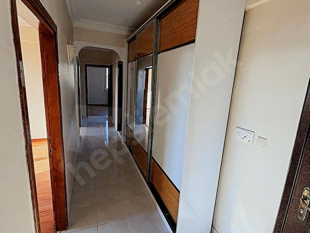 BİRLİK EMLAKTAN CADDE ÜZERİ 3+1 135m² GENİŞ FERAH DAİRE - Görsel 13