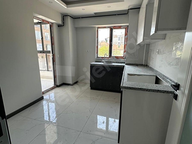 BOLU EMLAK GAYRİMENKULDAN AŞAĞISOKU MAH.2+1 1.KAT SATILIK DAİRE - Görsel 3