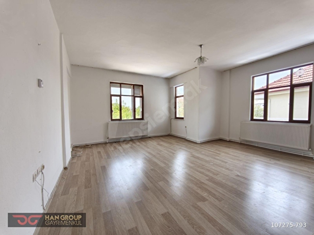 HAN GAYRİMENKULDEN SATILIK 2+1 DOĞALGAZLI DAİRE - Görsel 3