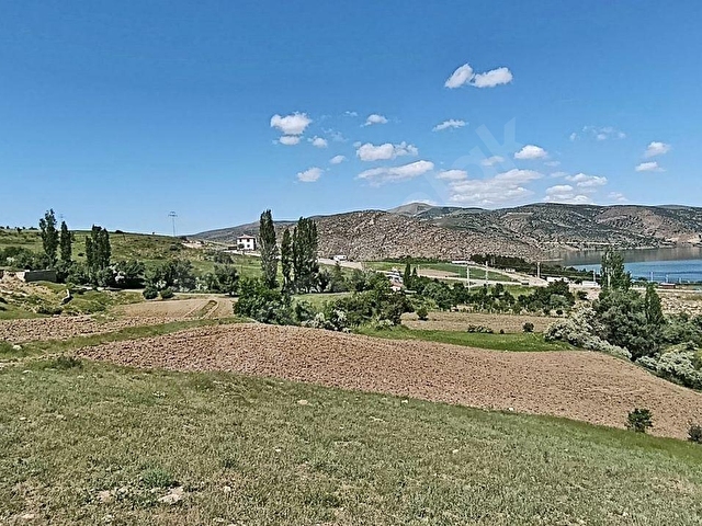 OBRUK 2.848 M2 KIZILIRMAK NEHRİ MANZARALI, TEK TAPU, BAĞ EVİ YAPILIR, KONTEYNER KOYULUR TARLA - Görsel 8