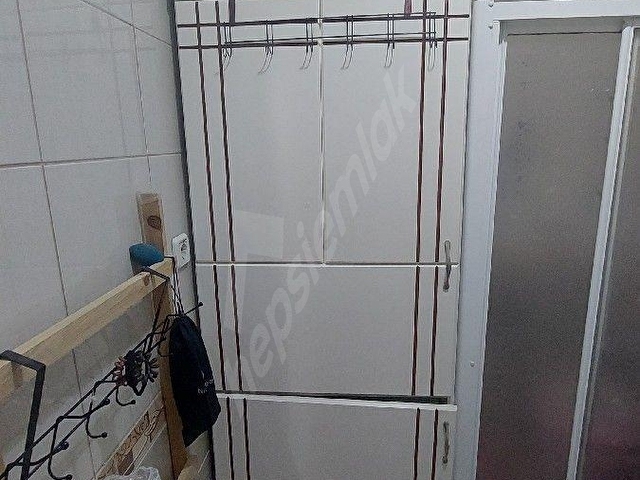 ÖZBEK GAYRİMENKULDEN HASTANE METROSUNA YAKIN YAPILI SATILIK DAİRE. - Görsel 4