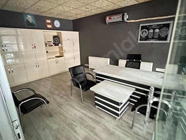 İMARET EMLAKTAN GALERİCİLER SİTESİNDE 250m² KİRACILI SATILIK DÜKKAN - Görsel 8