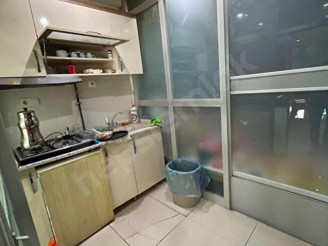 İMARET EMLAKTAN GALERİCİLER SİTESİNDE 250m² KİRACILI SATILIK DÜKKAN - Görsel 14