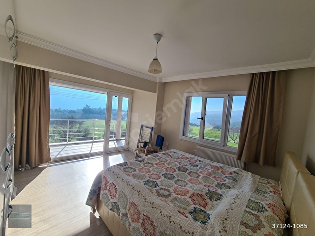 Denize 10 dakika Kuşadası’na ve İzmir’e yarım saat mesafede Doğayla içe 950 m2 arsa içinde Malikhane - Görsel 30