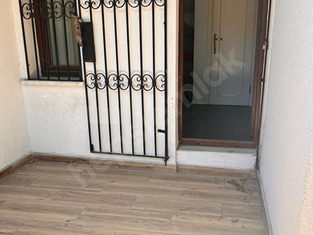 ÇEŞİT EMLAK GÜRPINAR DA 7+2 SÜPER MANZARALI SATILIK VİLLA - Görsel 21