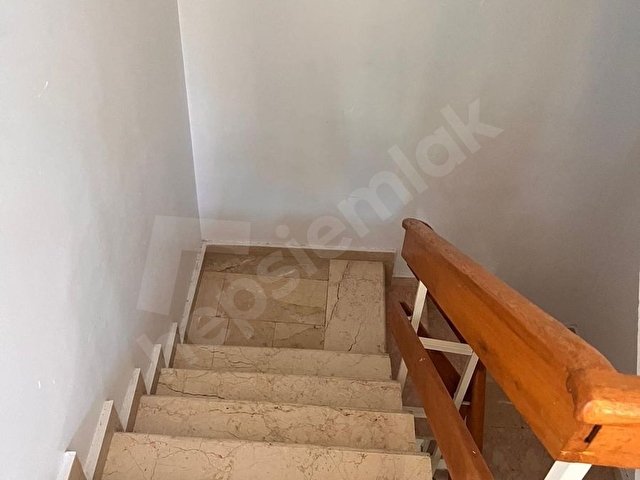 ÇEŞİT EMLAK GÜRPINAR DA 7+2 SÜPER MANZARALI SATILIK VİLLA - Görsel 26