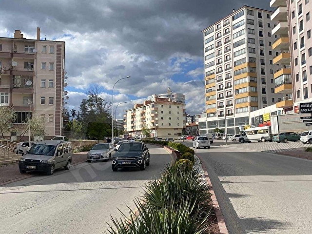 VUSLAT EMLAKTAN HASTANE YAKINI YATIRIMLIK 2+1 DAİRE - Görsel 2