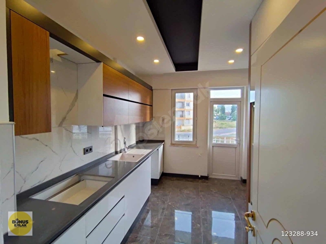 VARSAĞIN EN GÖZDE SİTESİNDE GENİŞ LİMİTSİZ KREDİLİ 3+1 DAİRE - Görsel 27