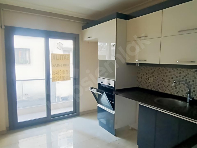 Arın Emlaktan Dedebaşı Mahallesinde Satılık 3+1 Köşe Daire - Görsel 16