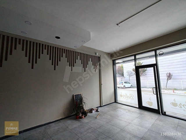 İŞ MERKEZİNDE, 42M2,BOYALI,İÇİ YAPILI,WC,OTOPARK KİRALIK - Görsel 9