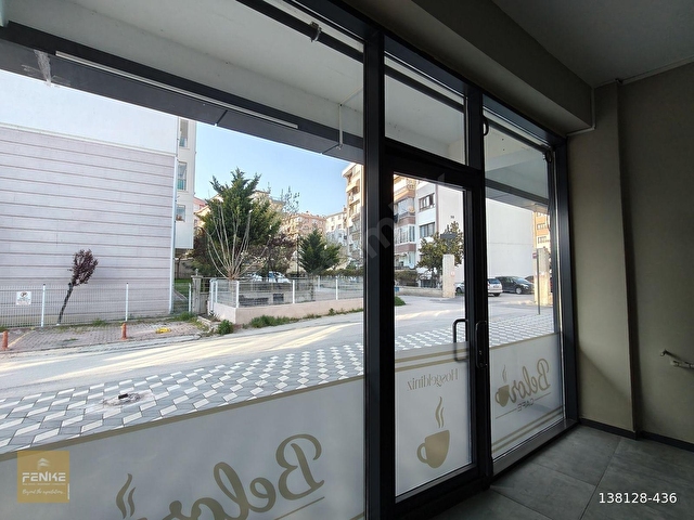 İŞ MERKEZİNDE, 42M2,BOYALI,İÇİ YAPILI,WC,OTOPARK KİRALIK - Görsel 8
