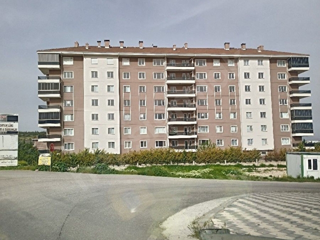 ALTIN KONUTLARI 2 de satılık 2 adet daire