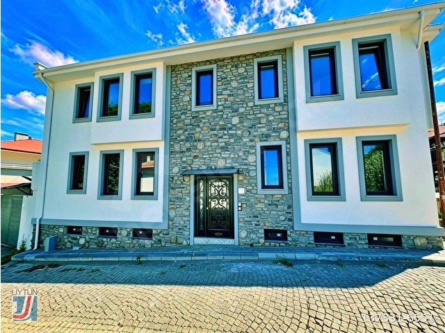 UYTUNDAN GÜREDE MUSTAKİL TADINDA SATILIK LÜKS 2+1 DAİRE