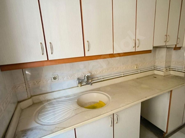 ETİMESGUT MERKEZDE 2+1 ÖN CEPHE ALTINDA DAİRE VAR YÜKSEK GİRİŞ - Görsel 14