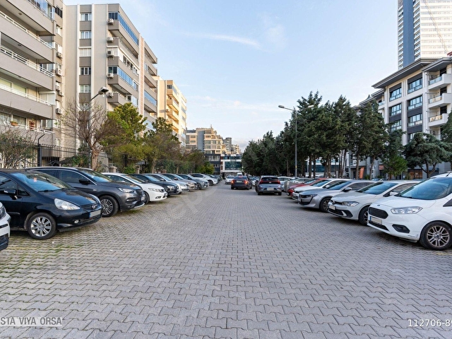 Bayraklı Mansuroğlunda Lokasyon Avantajlı 3+1 Kiralık Daire - Görsel 4
