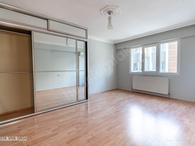 Bayraklı Mansuroğlunda Lokasyon Avantajlı 3+1 Kiralık Daire - Görsel 11