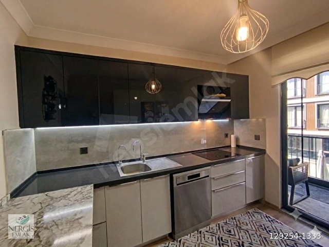 NERGİSTEN İKİZÇAYDA ŞAHANE KONUMDA OTOPARKLI 2+1 SATILIK DAİRE