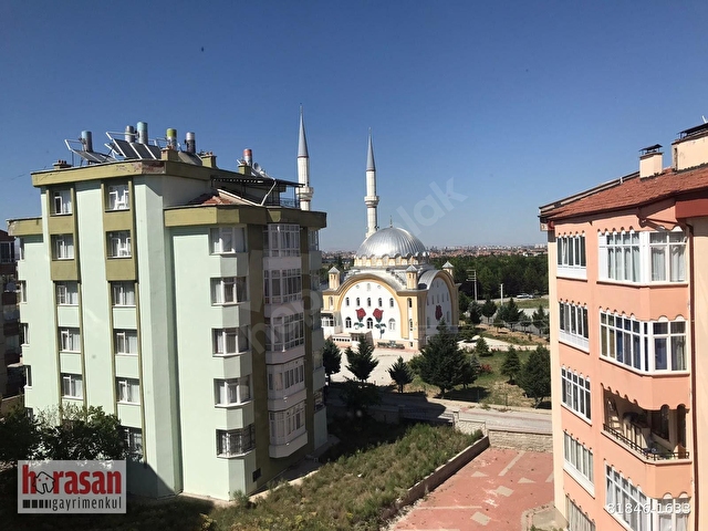 MERAM KOZAGAÇ ANTALYA YOLU ASKERİYE KARŞISI GENİŞ 3+1BAKIMLI  KİRALIK DAİRE