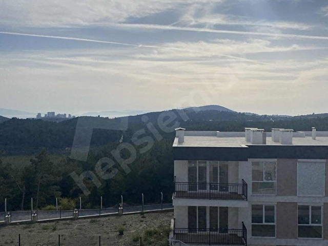 DOĞA İÇİNDE TATİL KÖYÜ KONSEPTİNDE SATILIK 1+1 DAİRE - Görsel 24