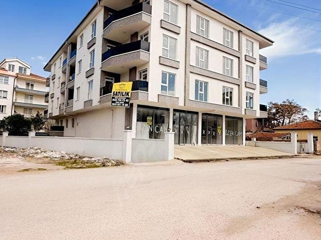 SATILIK LÜKS YÜKSEK GİRİŞ 3+1 DAİRE