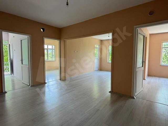 AKSEKİ CEVİZLİDE DOĞAYLA İÇ İÇE 2+1 BAHÇE KULLANIMLI DAİRE - Görsel 29