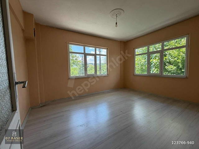 AKSEKİ CEVİZLİDE DOĞAYLA İÇ İÇE 2+1 BAHÇE KULLANIMLI DAİRE - Görsel 22