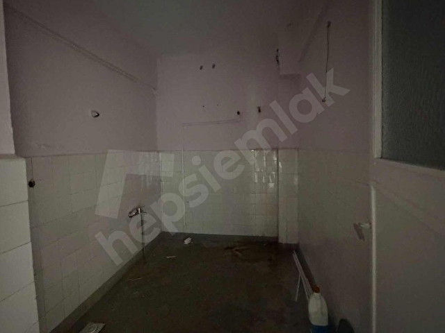AKSEKİ CEVİZLİDE DOĞAYLA İÇ İÇE 2+1 BAHÇE KULLANIMLI DAİRE - Görsel 28
