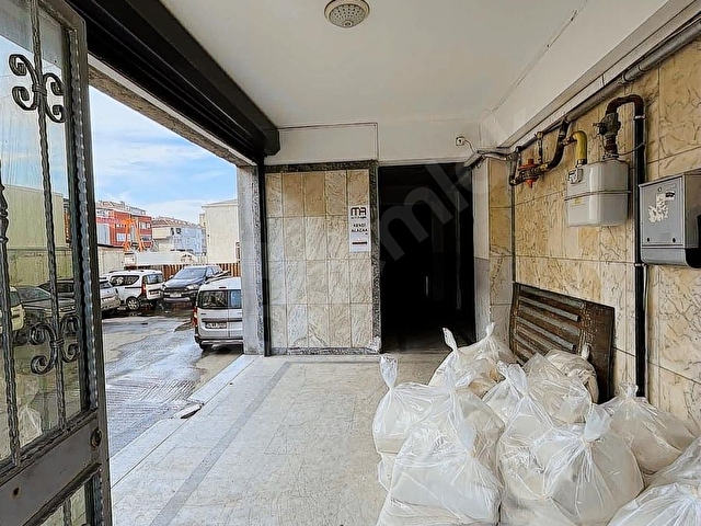 TEM OTOYOLA CEPHE 860m2 KOLONSUZ 2.KAT YÜKSEK ELEKTRİKLİ İŞYERİ - Görsel 14