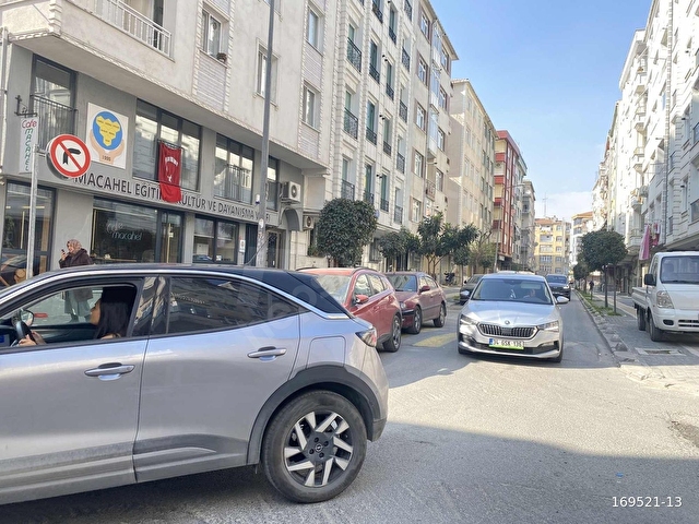 ŞİRİNEVLERde CADDE ÜZERİ 30 m2 DÜZ GİRİŞ KREDILI DÜKKAN - Görsel 5
