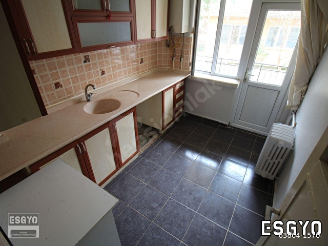 ESGYODAN VİŞNELİK MH ÖĞRETMENLER CAD. ÜZERNDE 3+1 KİRALIK DAİRE - Görsel 13