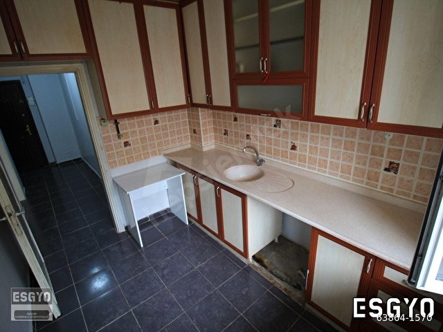 ESGYODAN VİŞNELİK MH ÖĞRETMENLER CAD. ÜZERNDE 3+1 KİRALIK DAİRE - Görsel 14