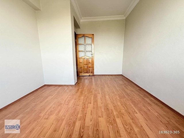 ÖZGÜRCE GYDDEN NENEHATUNDA KİRALIK 3+1 GENİŞ DAİRE - Görsel 2