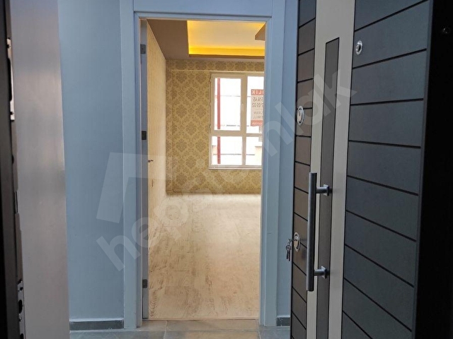 HALİT TURAN GAYRİMENKUL ***ESENLİ CADDESİ YAKINI 2+1 ARAKAT ASANSÖRLÜ İSKANLI 3 YILLIK BİNA *** - Görsel 23