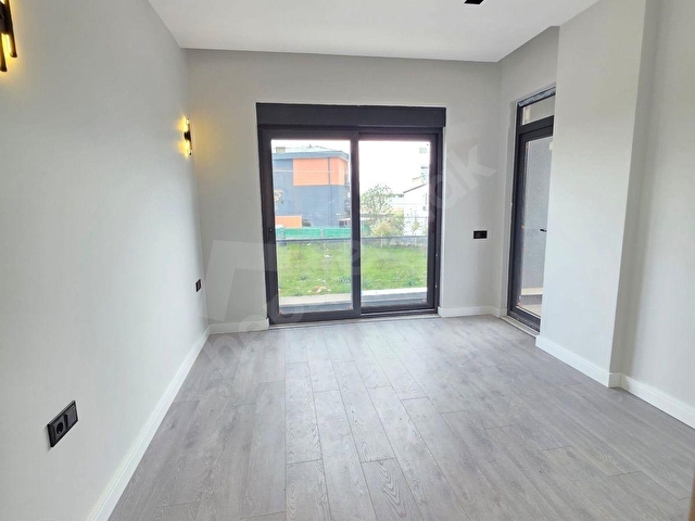 DÖŞEMEALTI ÇIPLAKLIDA SATILIK LÜX 4+1 VİLLA - Görsel 10