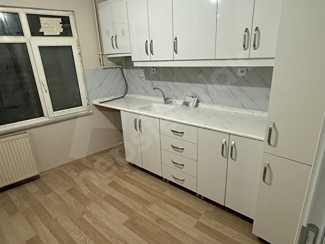 METROYA 5 DK.ARAKAT BALKONLU İSKANLI İÇİ FULL YAPILI 2+1 90 M2.. - Görsel 15