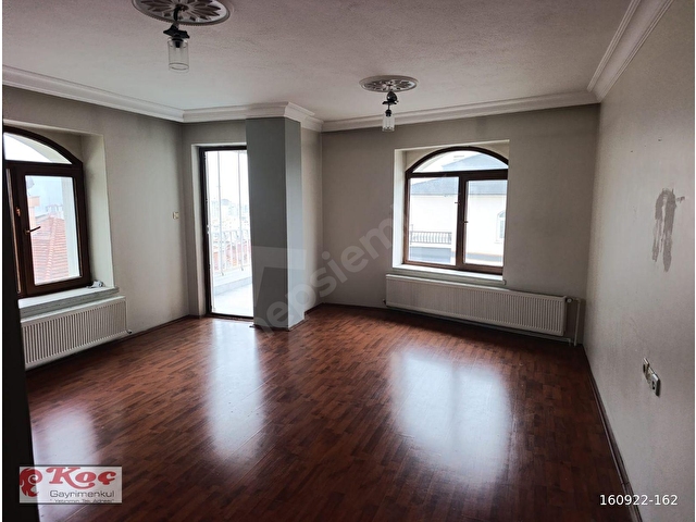 KEÇİÖREN YÜKSELTEPEDE GENİŞ YAPILI 3+1 DAİRE