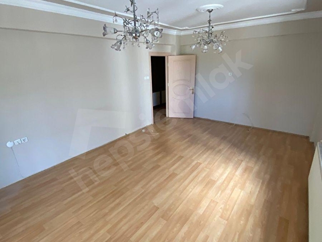 GÖKÇE BAĞÇİVAN GAYRİMENKULDEN 4 CEPHE FERAH GENİŞ DAİRE - Görsel 10