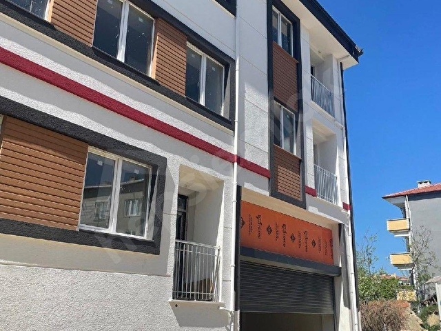 ANDAÇ EMLAKTAN BARUTLUK MAH.BELKOP KARŞISINDA KAPALI OTOPARKI SIFIR SATILIK 2+1 DAİRE